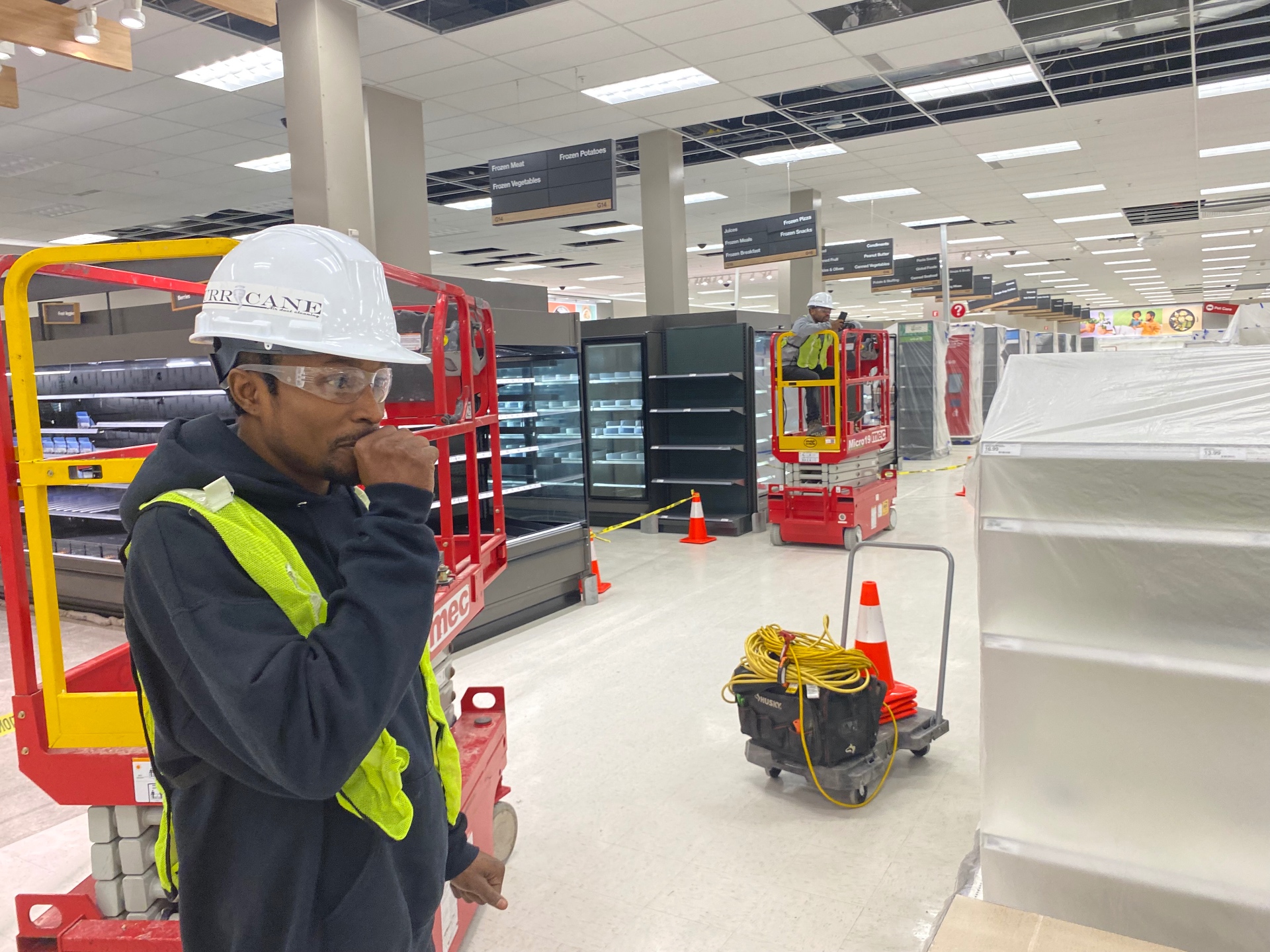 Grocery retail — air duct cleaning during remodel